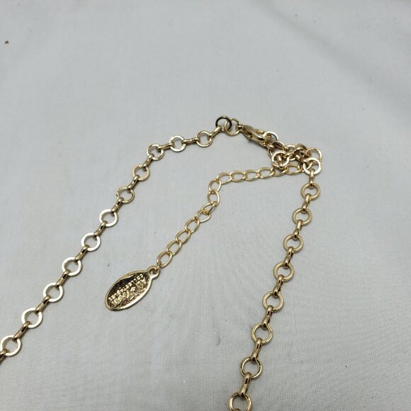 Ali Khan 4 row garnet glass beads with gold chain layered necklace - Picture 8 of 8